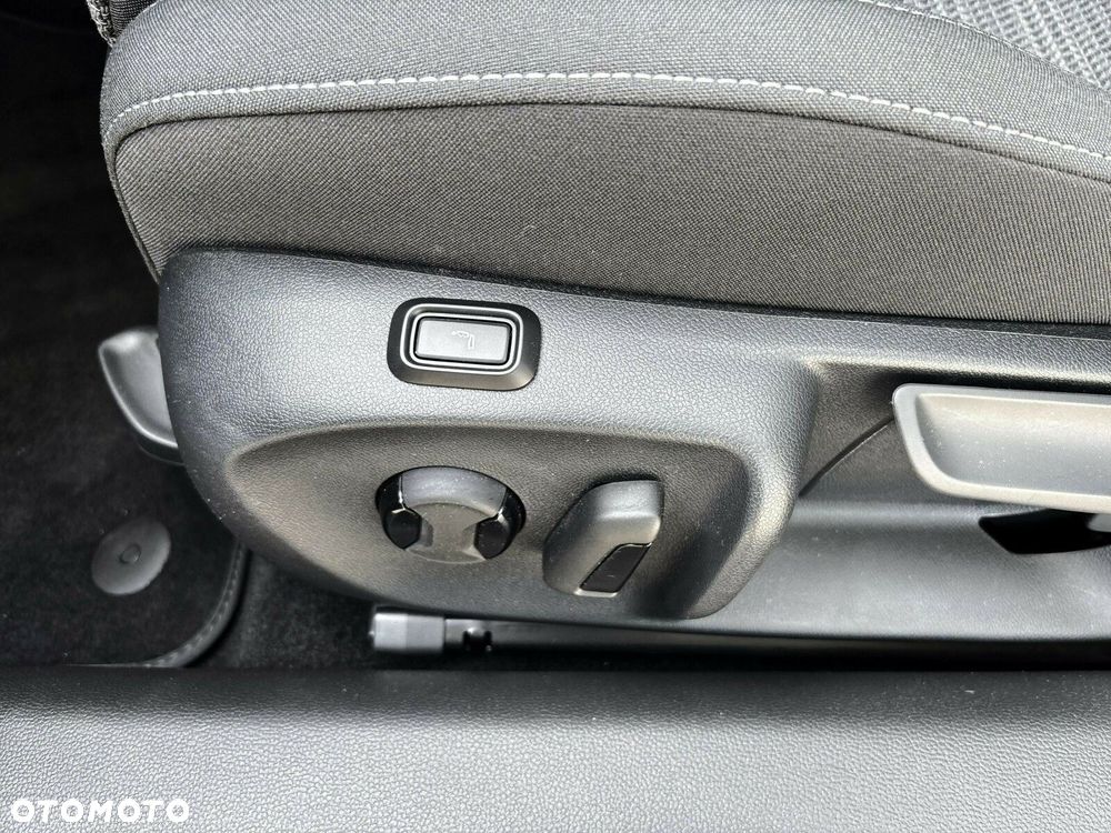 Skoda Superb 2.0 TDI SCR Selection DSG - 11