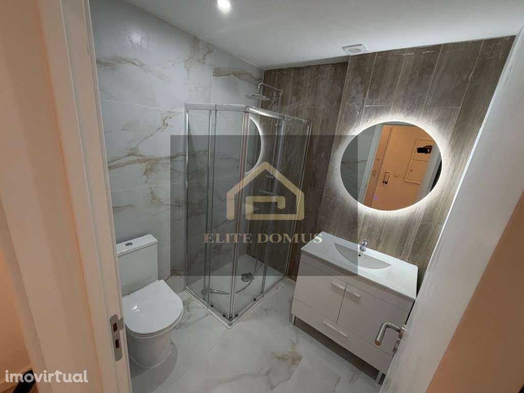 T2 Totalmente Remodelado - Mem Martins. - Grande imagem: 3/13