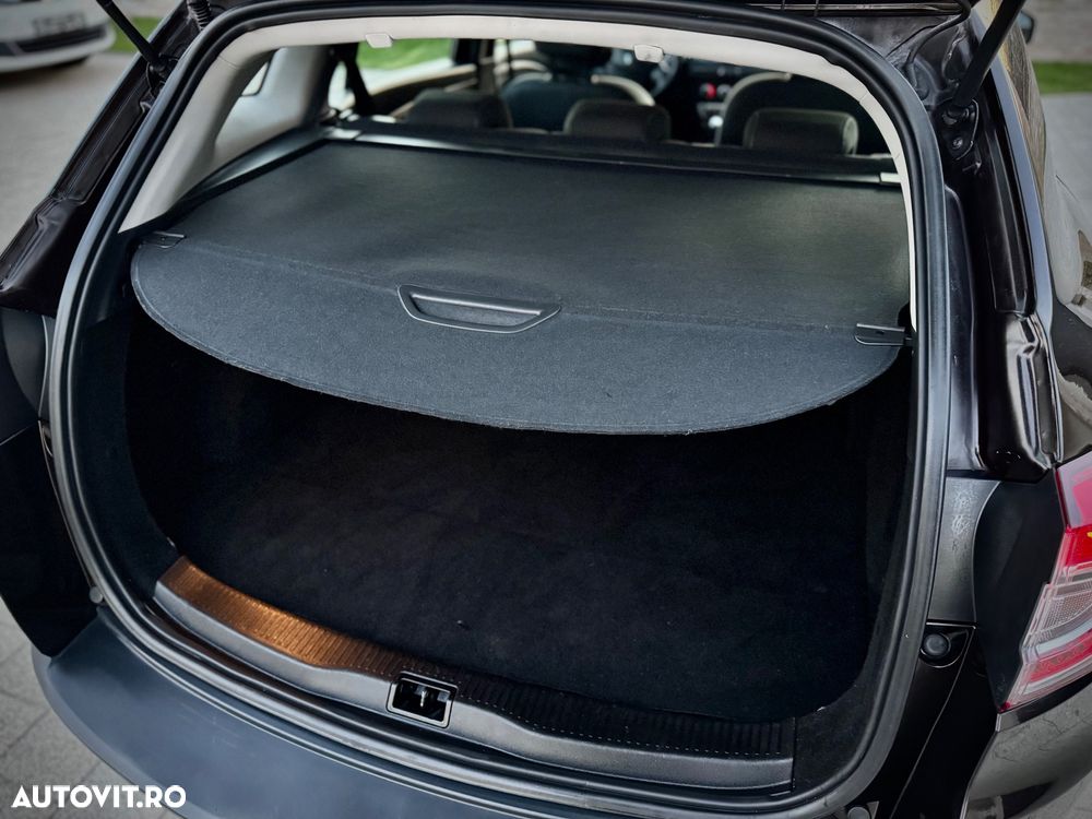 Renault Megane 1.5 dCI Color Edition - 13