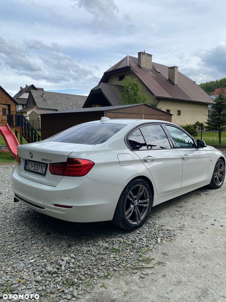 BMW Seria 3 320d - 4