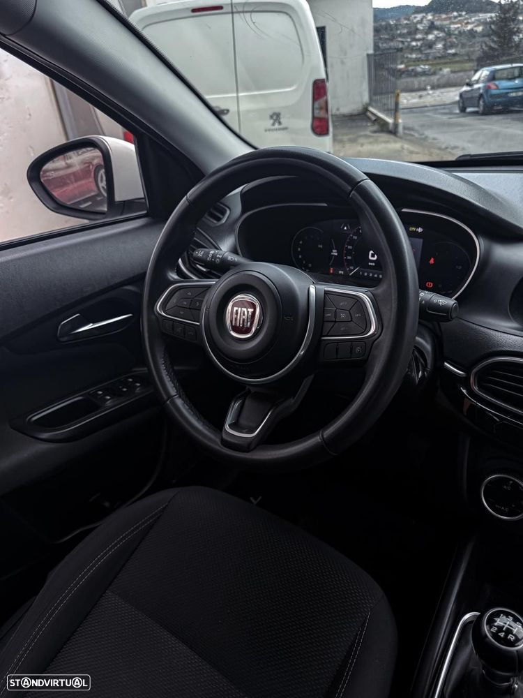 Fiat Tipo 1.3 MultiJet Life — fotografia 8