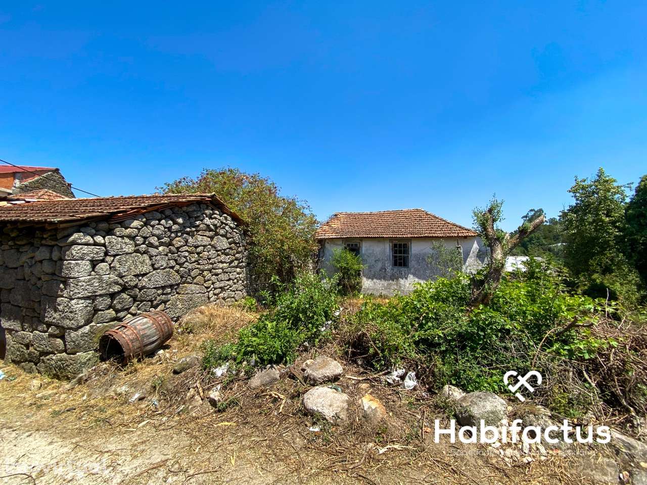 Moradia para reconstruir em Viseu - Grande imagem: 4/23