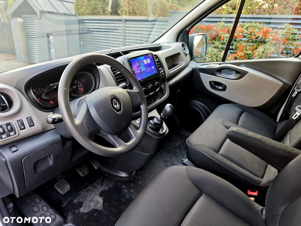 Renault TRAFIC - 13