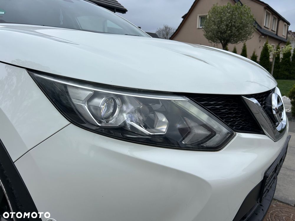 Nissan Qashqai 1.6 dCi Xtronic TEKNA+ - 15