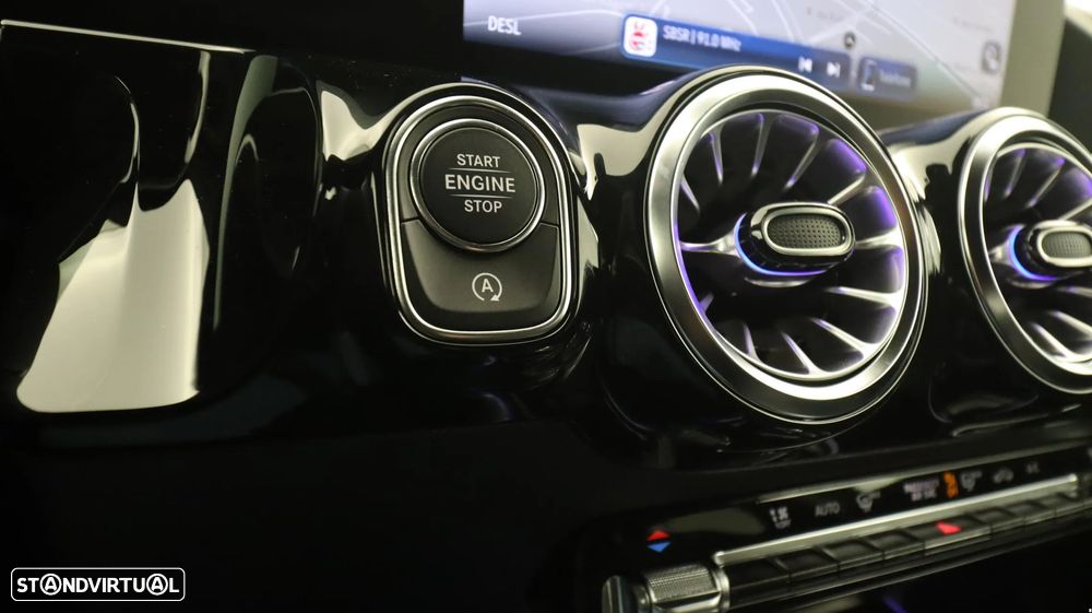 Mercedes-Benz GLA 180 d AMG Line - 21