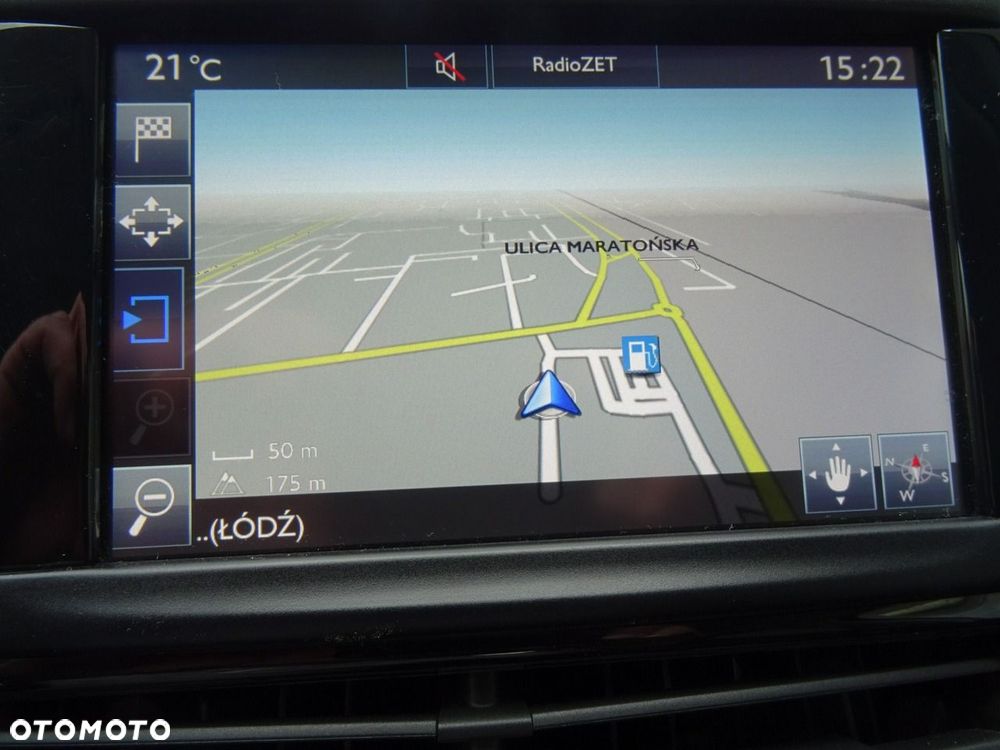 Peugeot 208 - 15