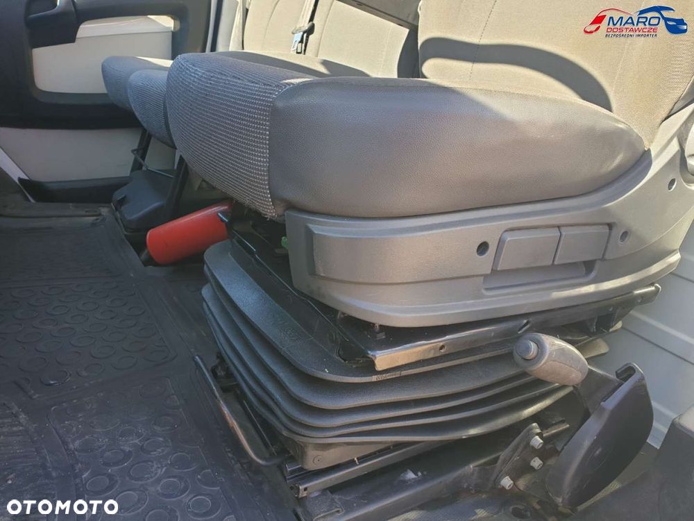Peugeot BOXER KONTENER WINDA 3,0 180KM - 24