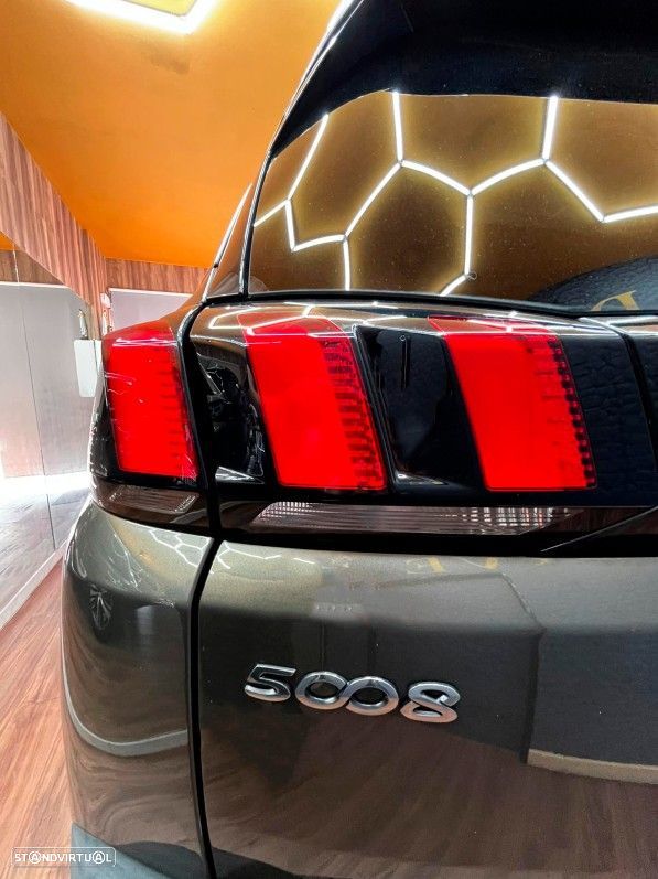 Peugeot 5008 1.2 PureTech Allure EAT8 - 9