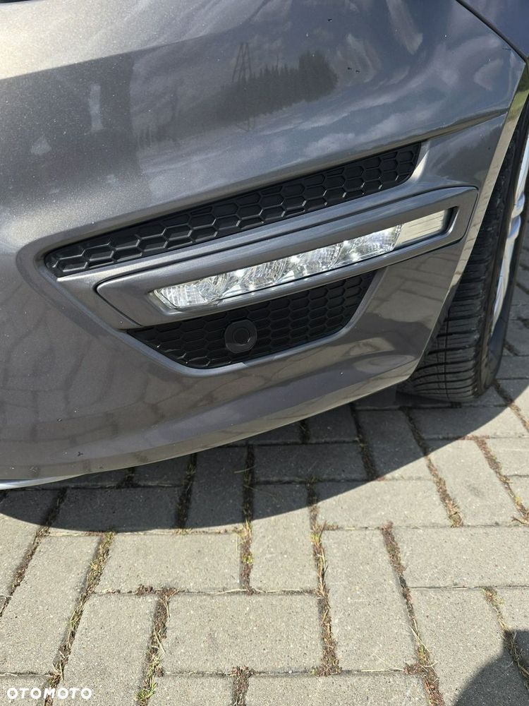 Ford S-Max - 7