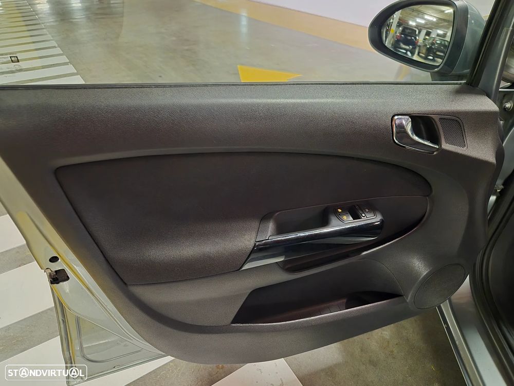 Opel Corsa 1.3 CDTi innovation - 25