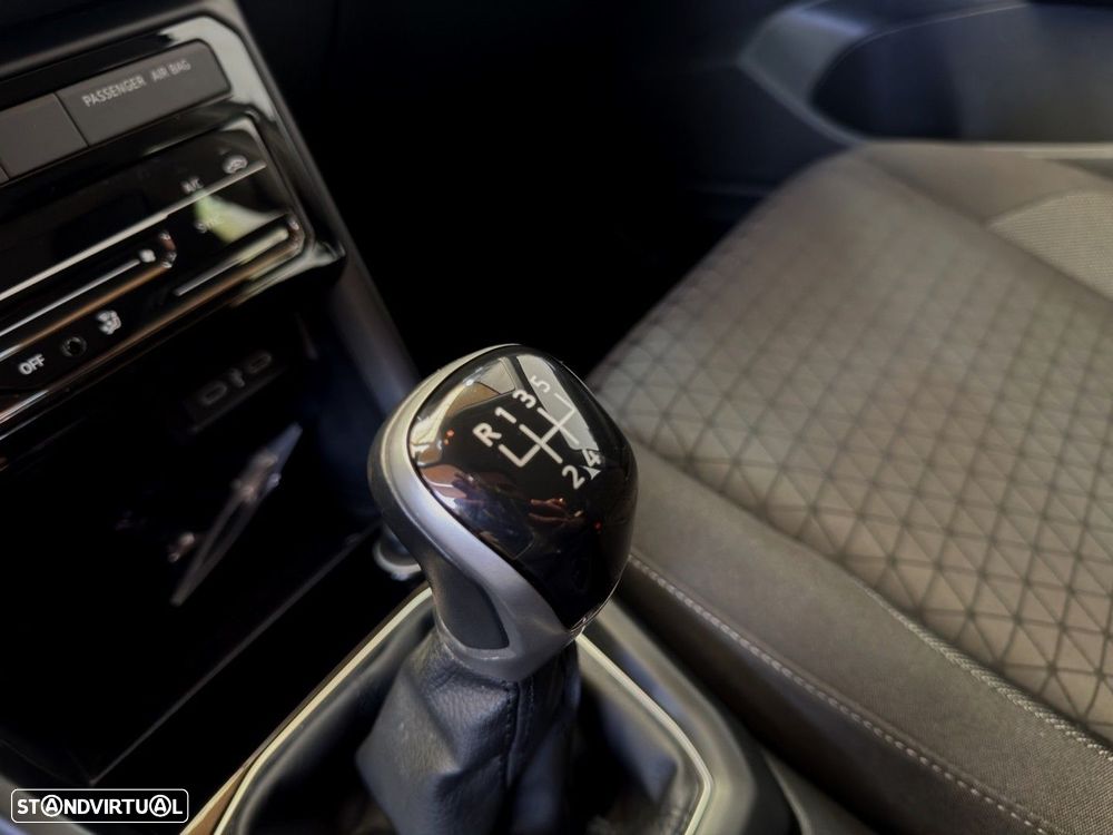 VW T-Cross 1.0 TSI Life - 20