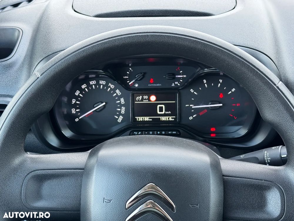 Citroën Berlingo 1.2 PureTech 110 S&S BVM6 Live - 18