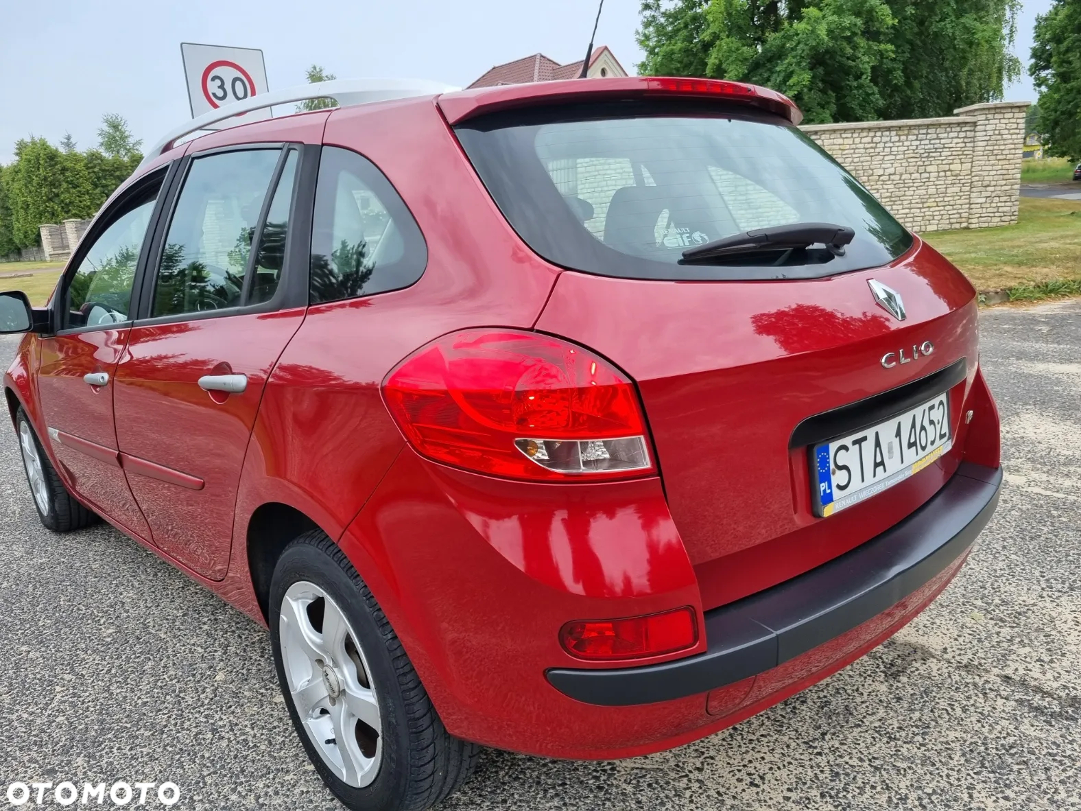 Renault Clio 1.2 16V TCE Alize Euro5 - 19
