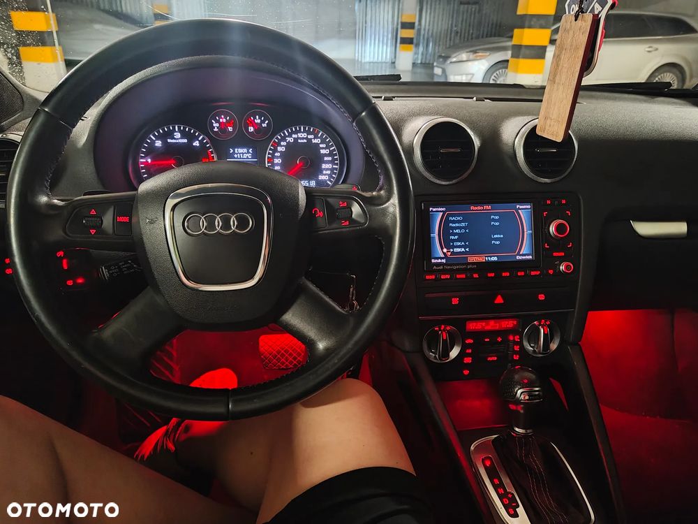 Audi A3 Sportback 2.0 TDI DPF Ambiente S tronic - 3