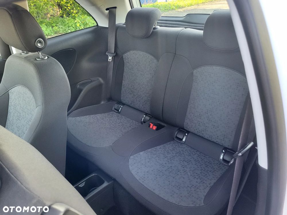Opel Adam 1.2 White Link - 12