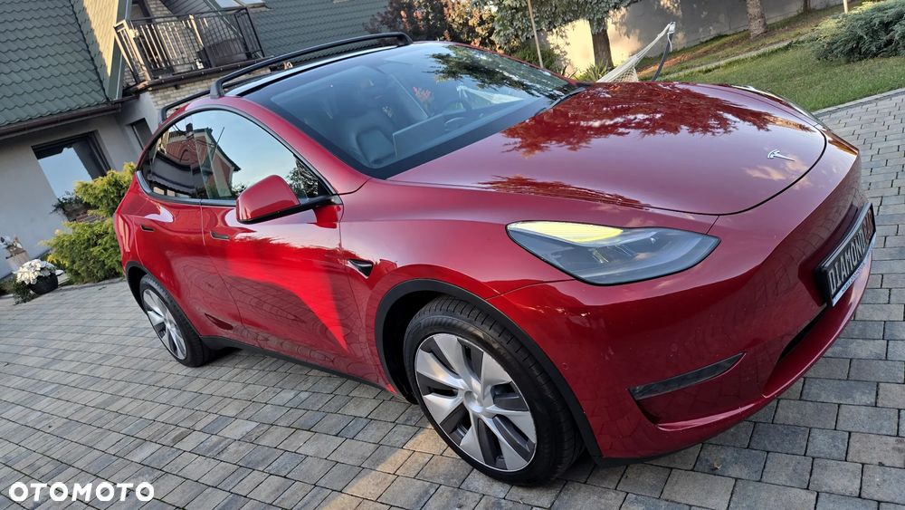 Tesla Model Y Long Range Dual Motor AWD - 9
