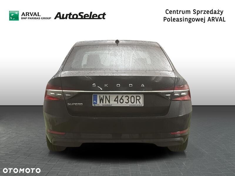 Skoda Superb 2.0 TDI SCR Style DSG - 5