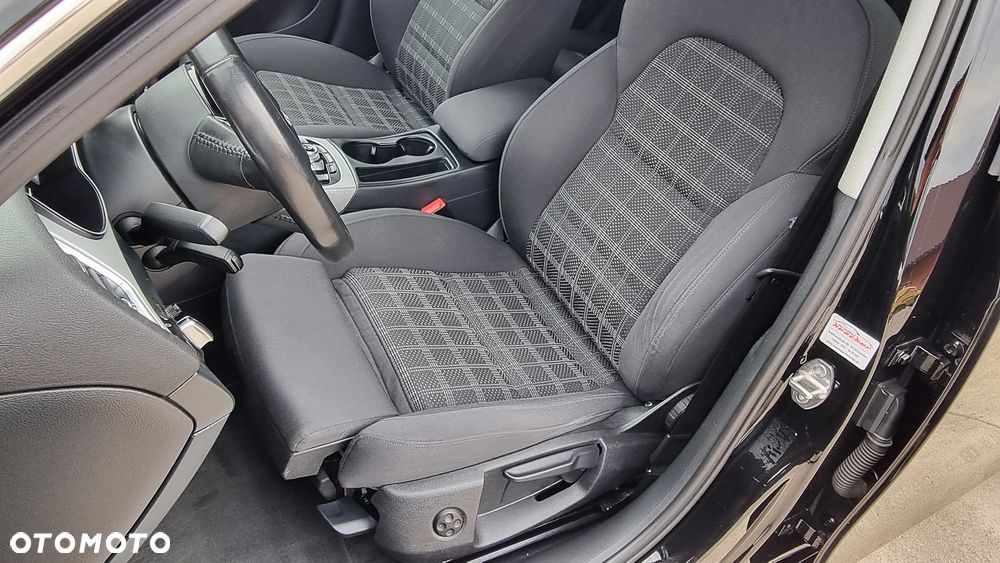 Audi A4 Avant 2.0 TDI DPF clean diesel quattro Ambition - 9