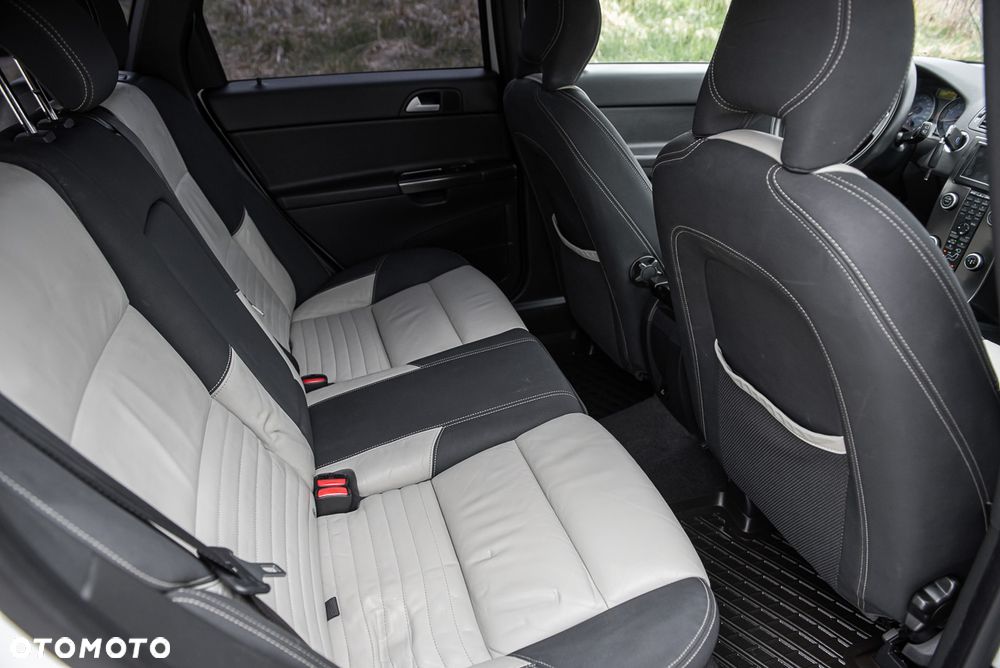 Volvo V50 T5 AWD RDesign - 25