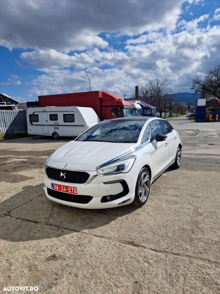 Citroën DS5 Hybrid4 EGS6 SportChic - 12