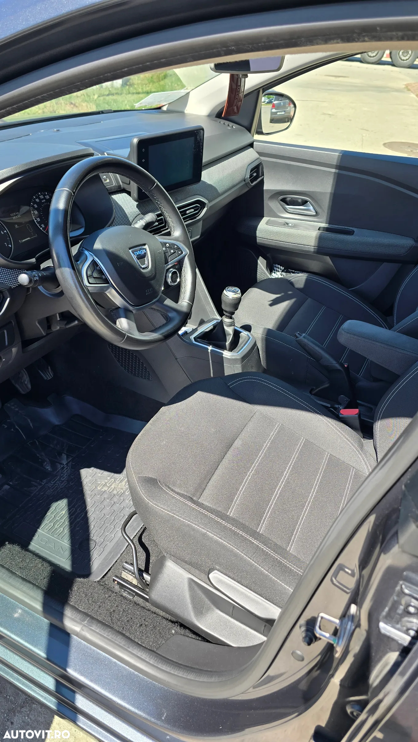 Dacia Logan ECO-G 100 MT5 Essential - 5