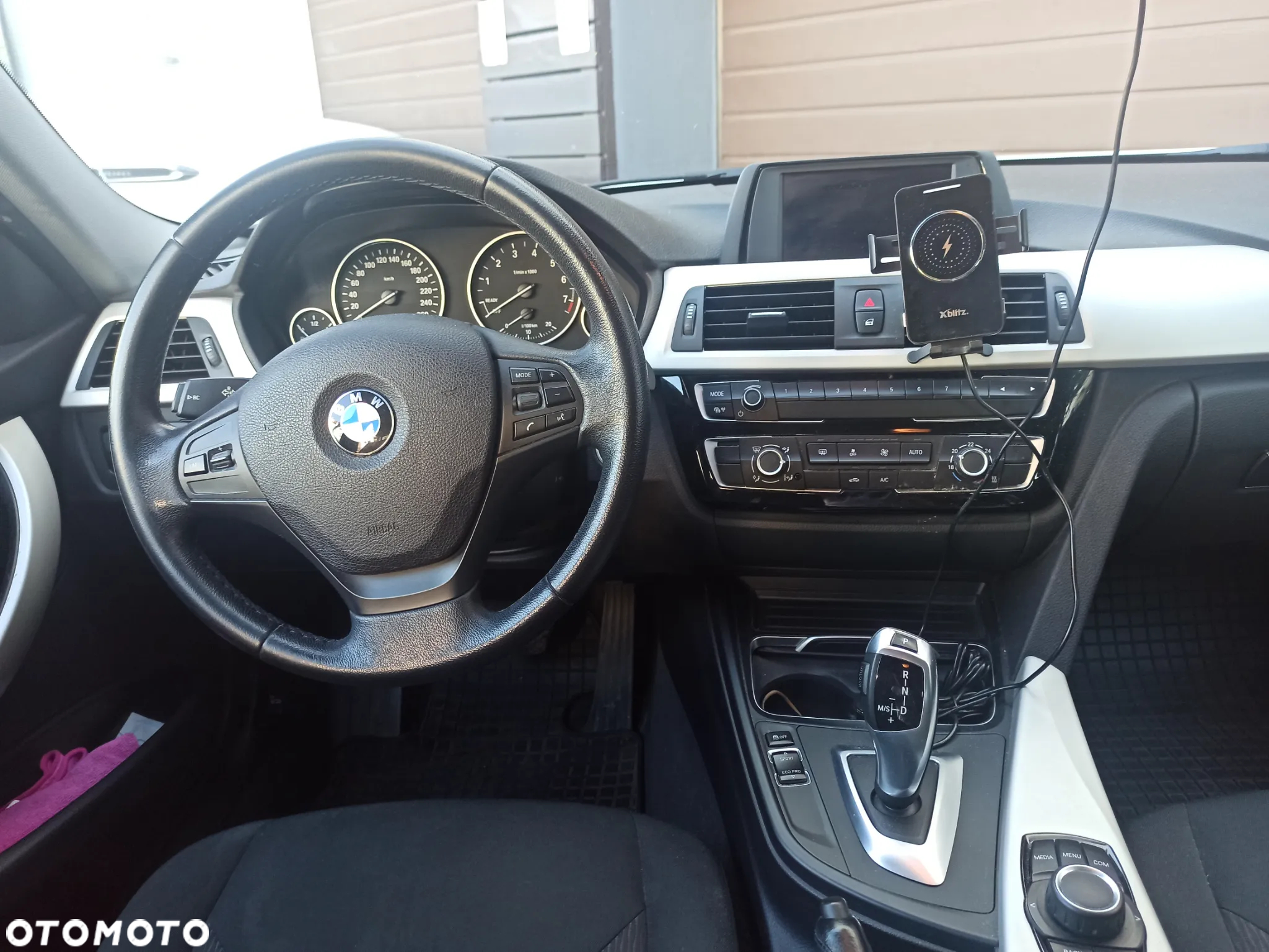 BMW Seria 3 318i Advantage - 5