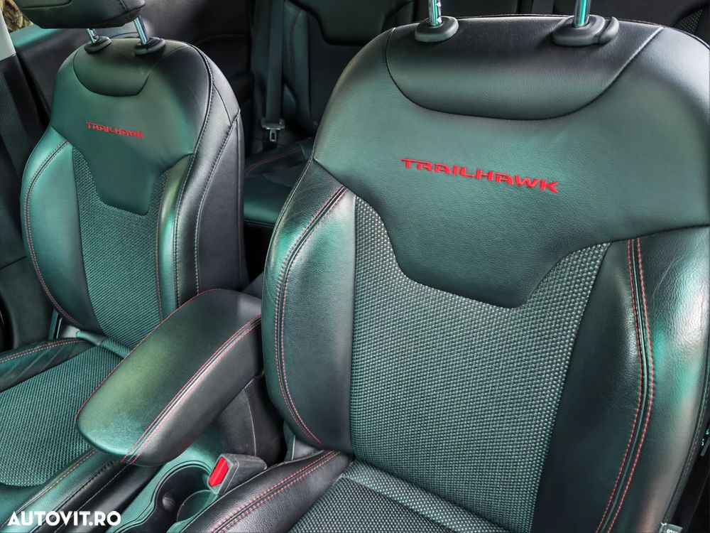 Jeep Compass 2.0 M-Jet 4x4 AT9 Low Trailhawk - 10