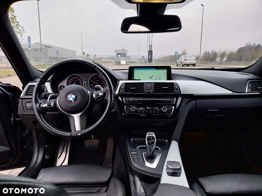BMW Seria 3 320d Edition M Sport Shadow - 26