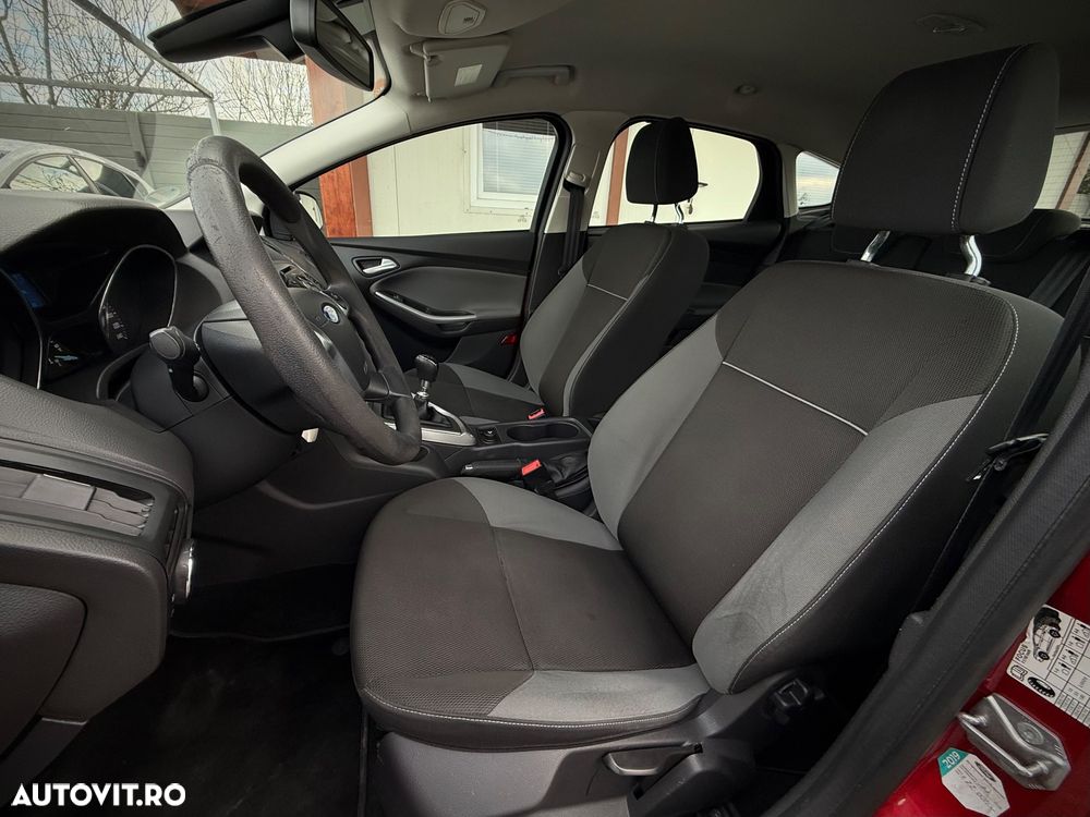 Ford Focus 1.6 TDCI DPF Trend - 17
