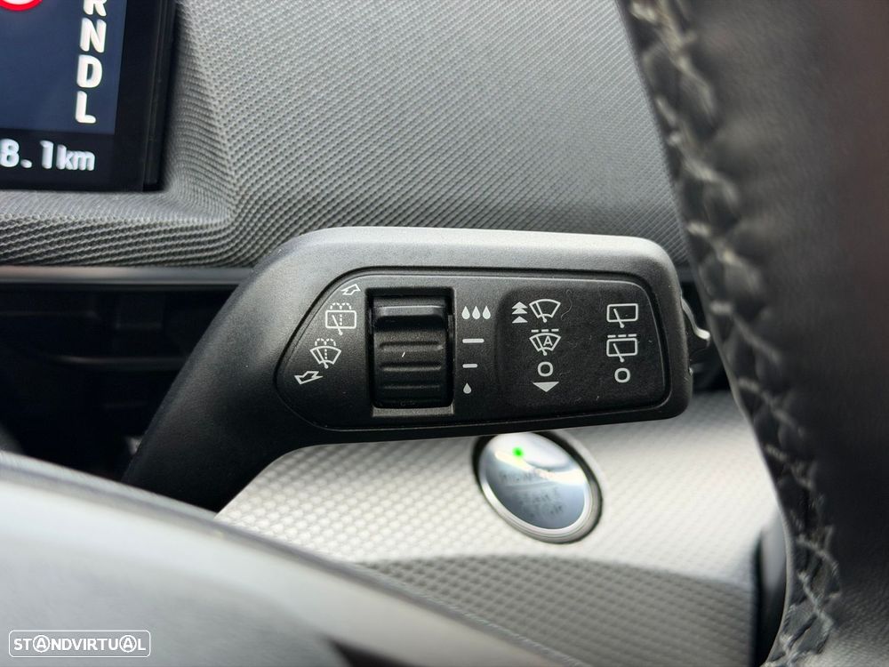 Ford Mustang Mach-E Alargada - 32