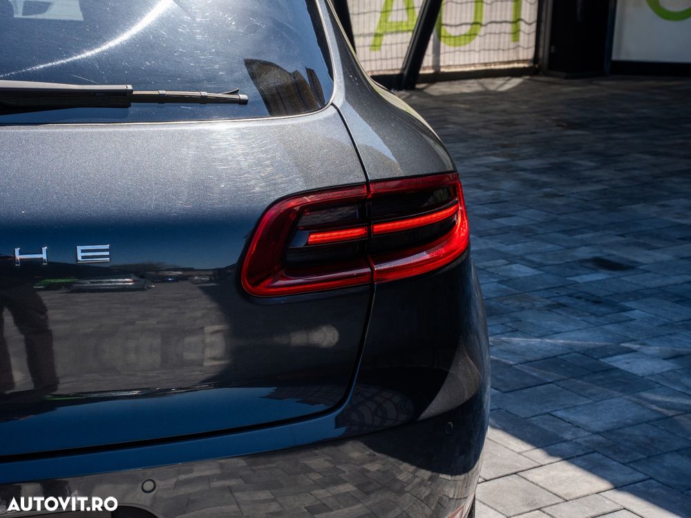 Porsche Macan - 8