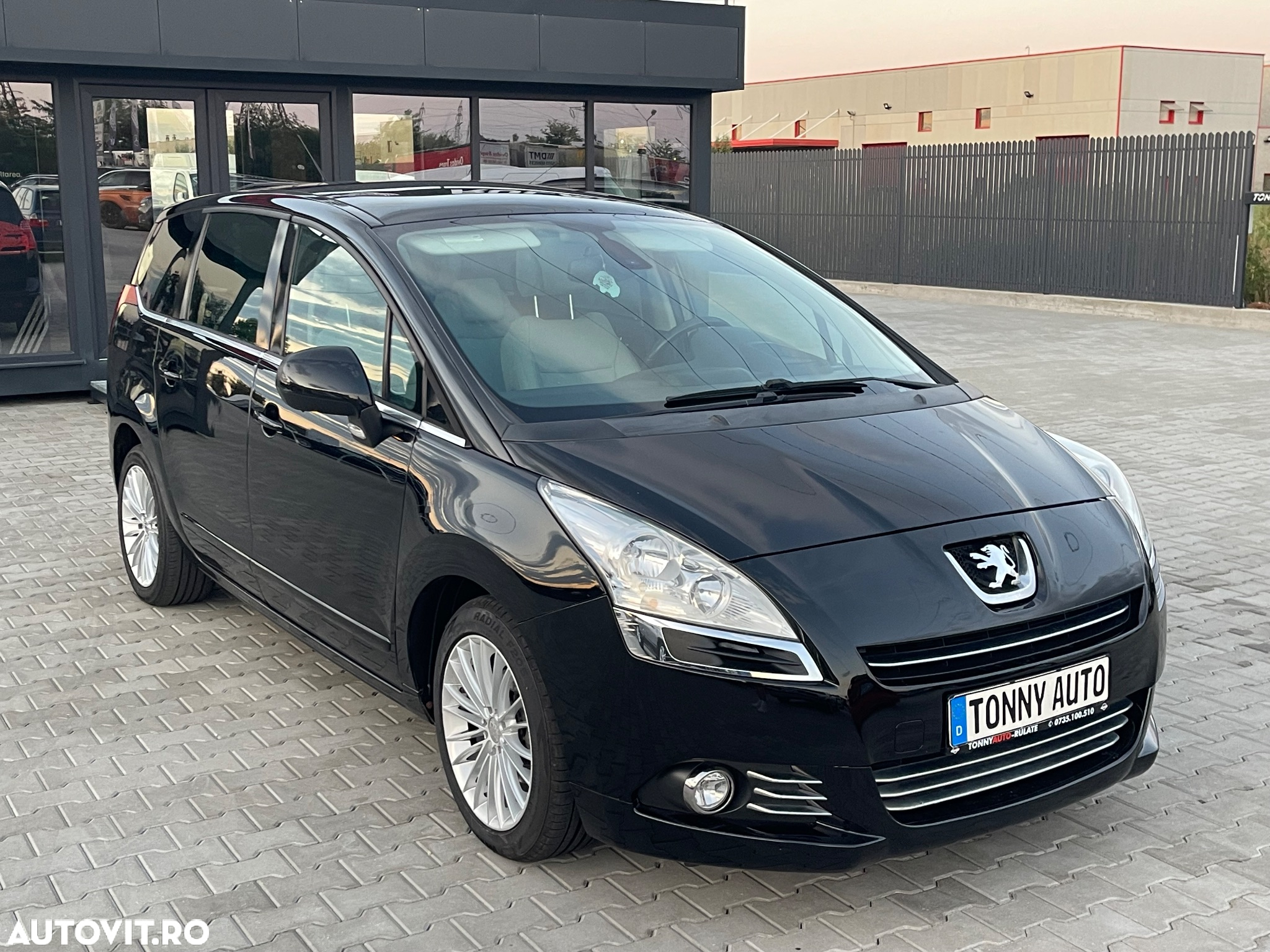 Peugeot 5008 1.6 HDI Confort Pack - 3