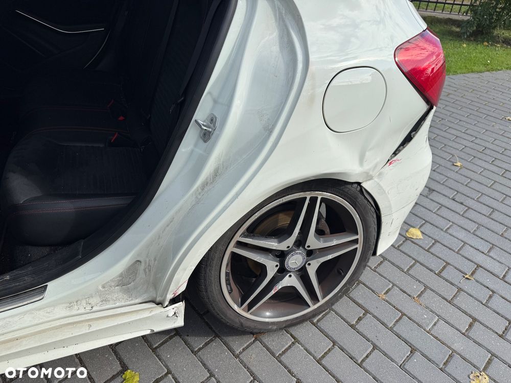 Mercedes-Benz Klasa A 180 (BlueEFFICIENCY) 7G-DCT AMG Sport - 19