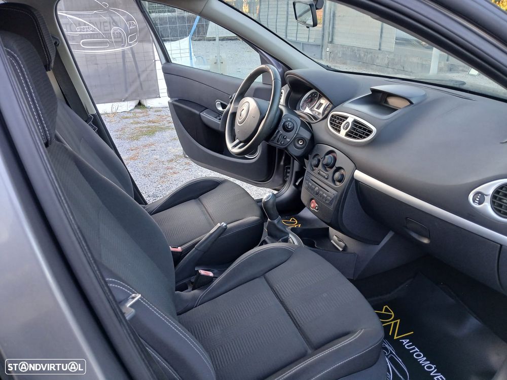 Renault Clio 1.2 16V Dynamique S - 2