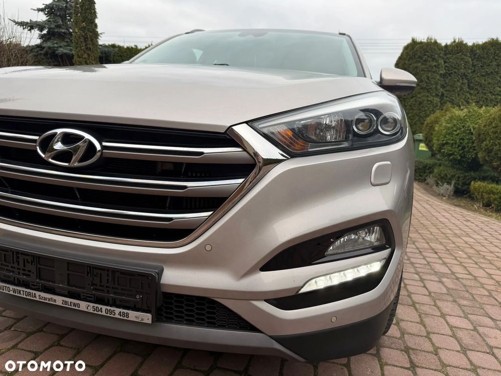 Hyundai Tucson 2.0 CRDI 4WD Automatik Style - 10