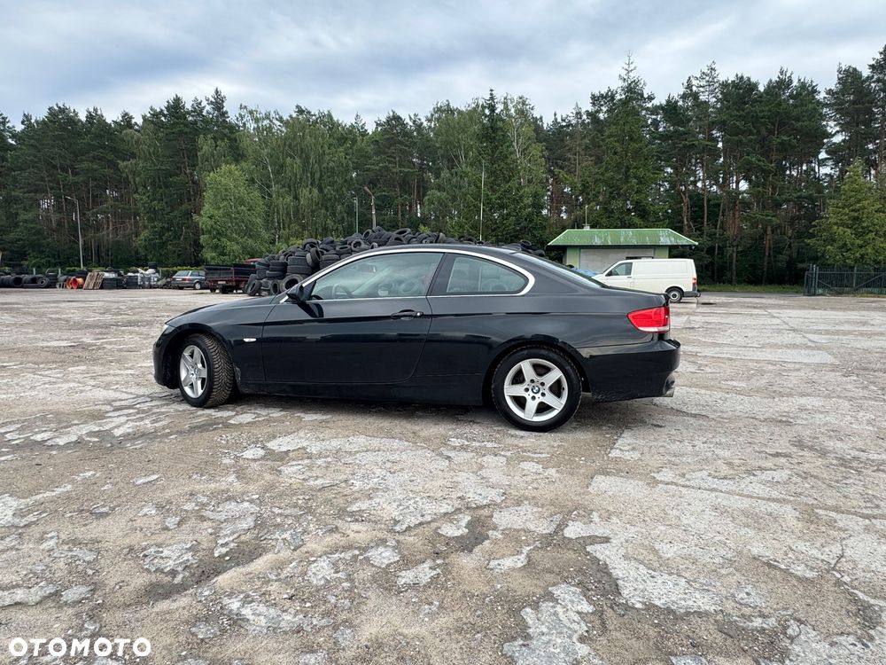 BMW Seria 3 320d - 6