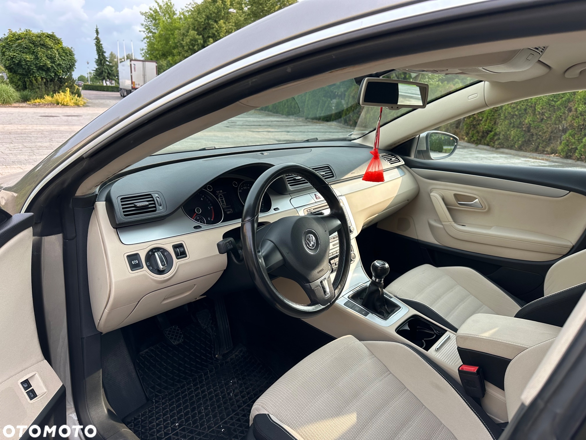 Volkswagen Passat CC 2.0 TDI DPF - 21