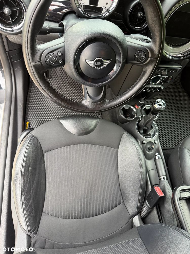 MINI Clubman - 12