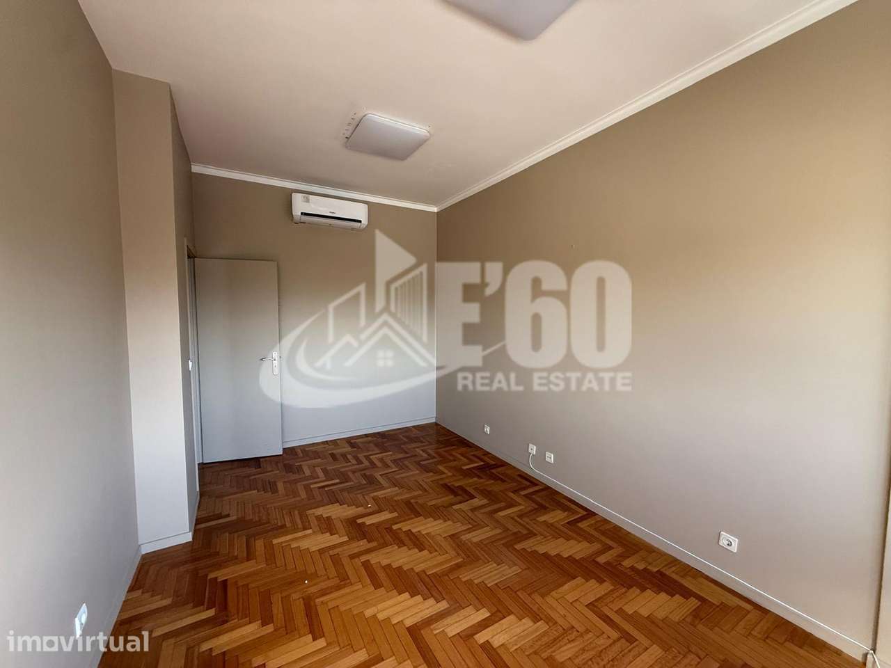ARRENDAMENTO DE ESCRITORIO CENTRO DO PORTO - Grande imagem: 3/7