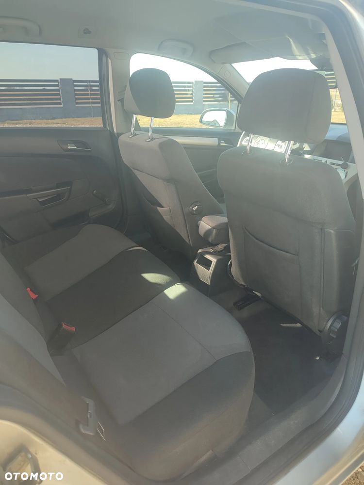 Opel Astra 1.7 CDTI - 5