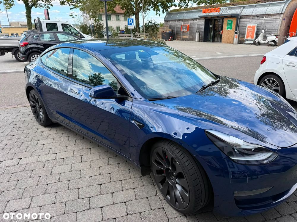 Tesla Model 3 Langstreckenbatterie Allradantrieb Dual Motor Performance - 1