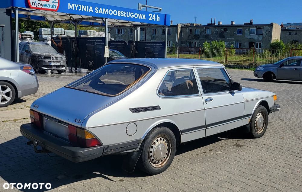 Saab 900 - 4