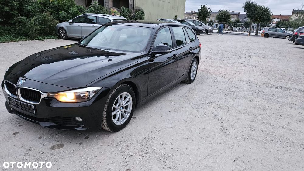BMW Seria 3 - 18