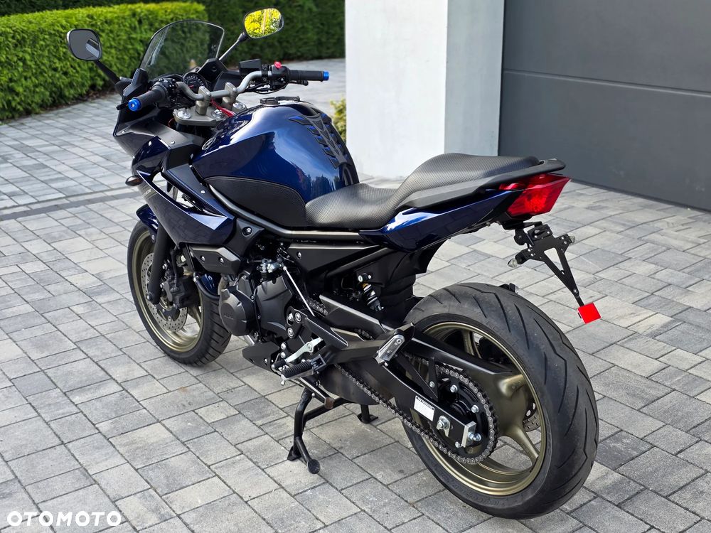 Yamaha XJ - 18