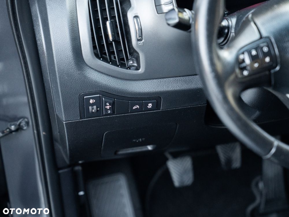 Kia Sportage 1.7 CRDI Business Line 2WD - 33