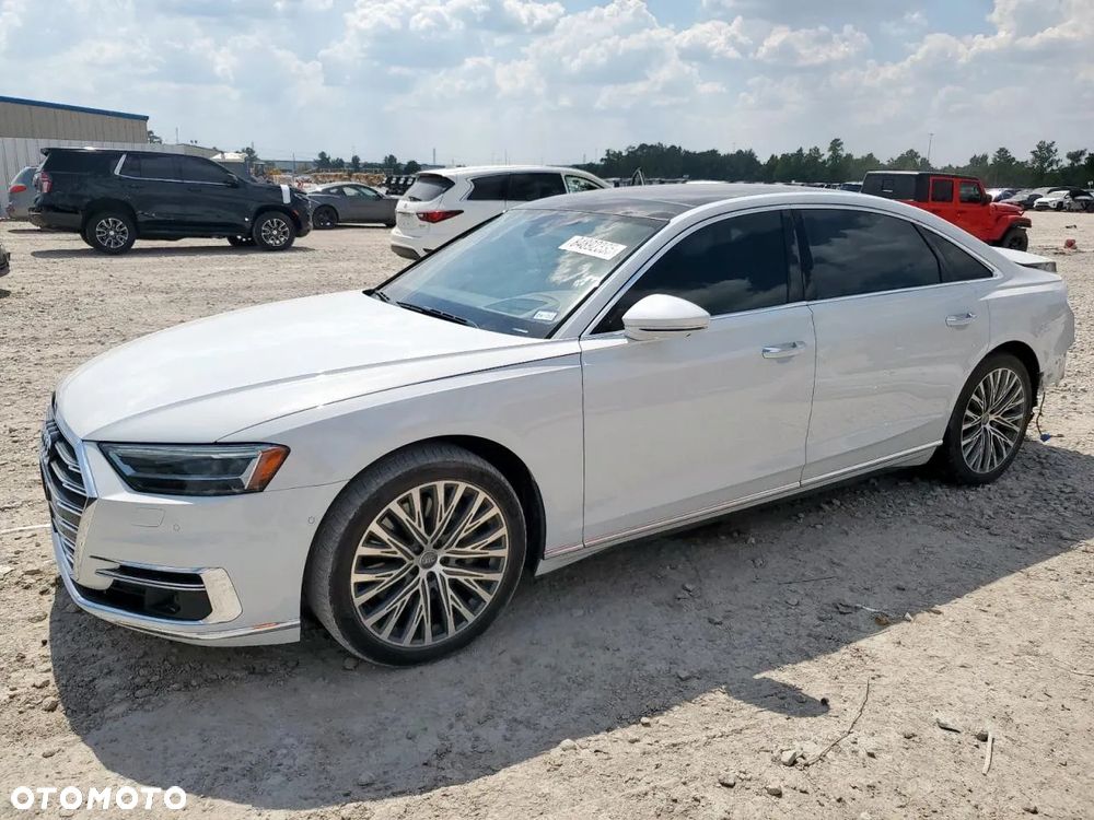 Audi A8 - 2