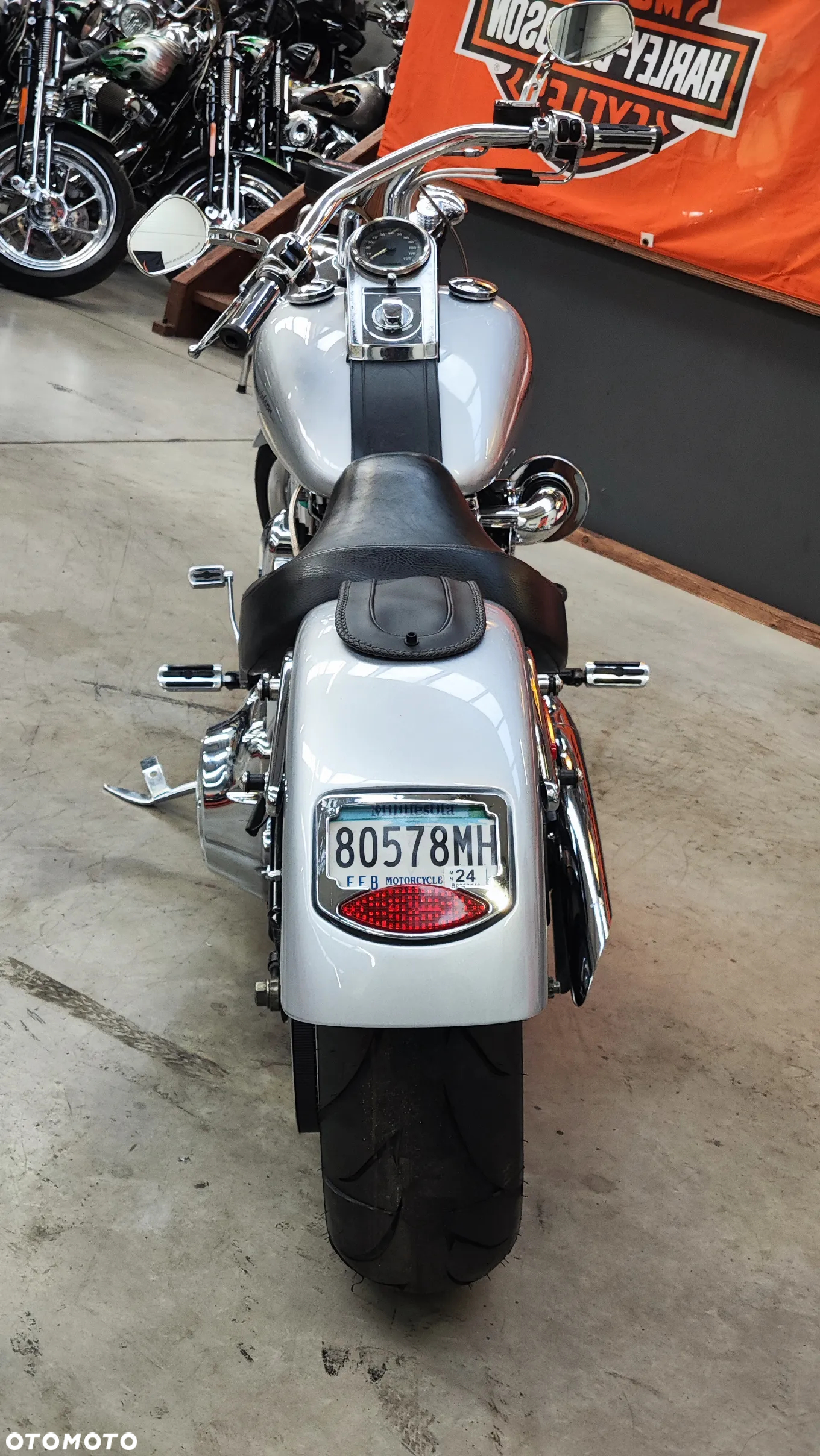 Harley-Davidson Softail Custom - 20