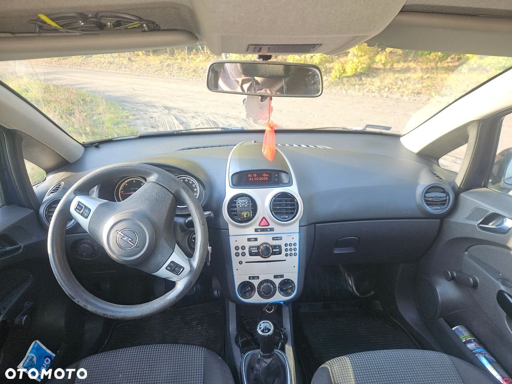 Opel Corsa - 12
