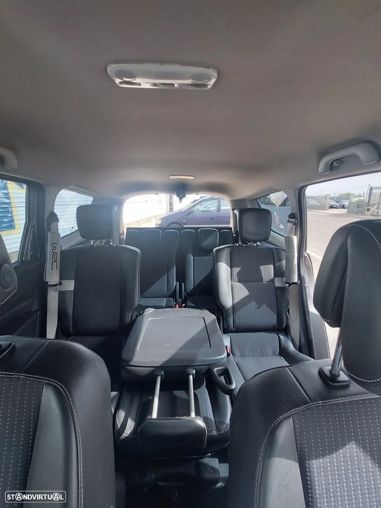 Renault Grand Scénic dCi 130 FAP Start & Stop Bose Edition - 7