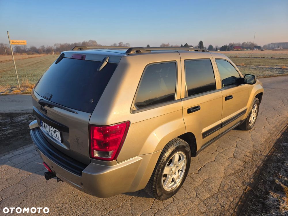 Jeep Grand Cherokee - 31